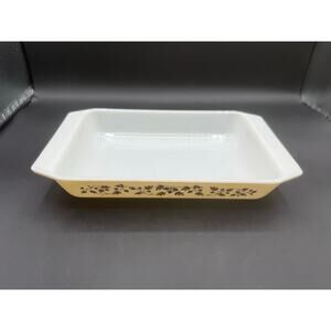 Vintage Pyrex 1960s Golden Acorn Rectangular Casserole Dish- 1 1/4 Qt